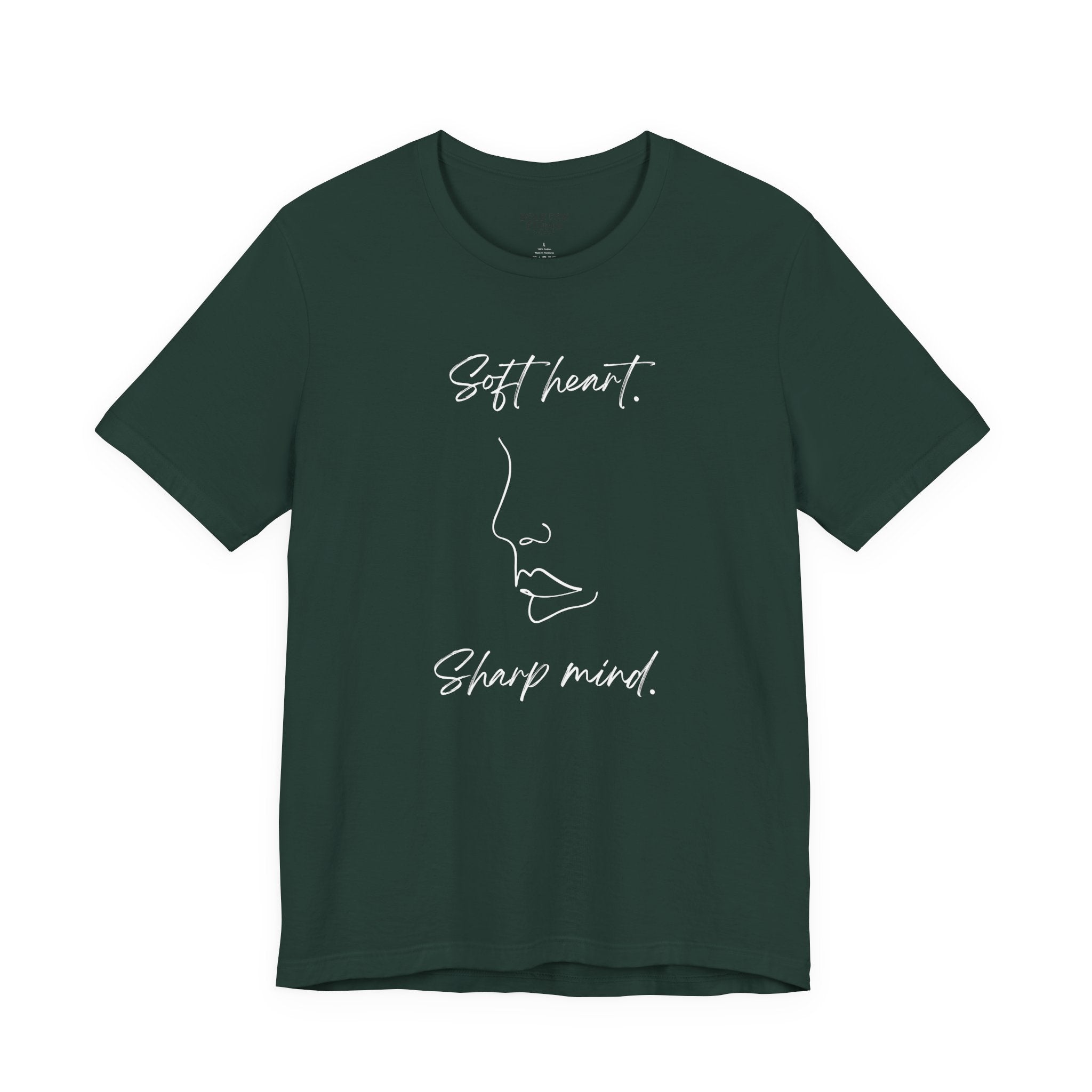 Soft heart. Sharp mind.   (EU) T-Shirt