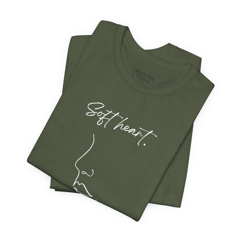 Soft heart. Sharp mind.   (EU) T-Shirt